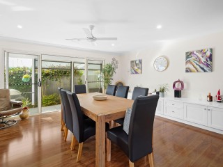 Freshwater Contemporary 